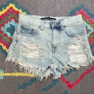 Express jean short